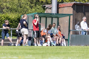 Bild 103 - wBJ SV Henstedt Ulzburg - FSG Oldendorf Itzehoe : Ergebnis: 6:3